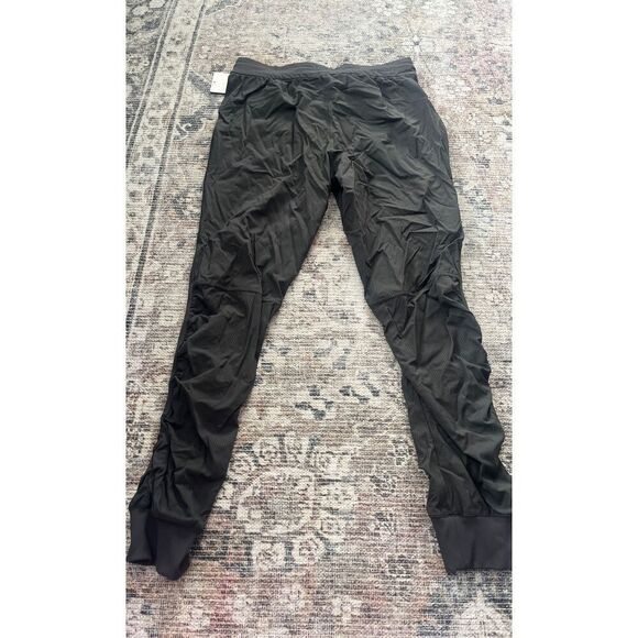 NWT Lululemon Beyond the Studio Jogger - Picture 6 of 7